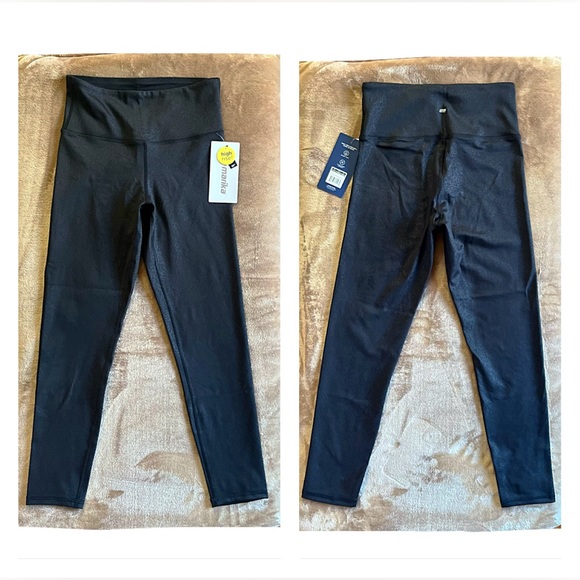 NWT MARIKA COMPRESSION HIGH RISE LEGGING 25” M Black “Contender” Floral Embossed - Picture 2 of 10